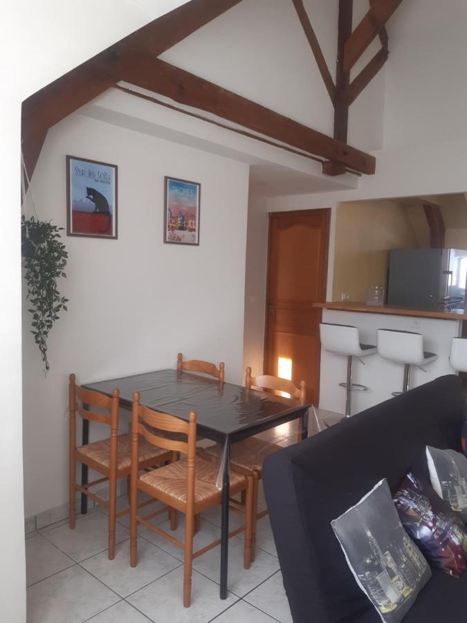 72M² Proche Centre Historique De Troyes Apartment Ngoại thất bức ảnh